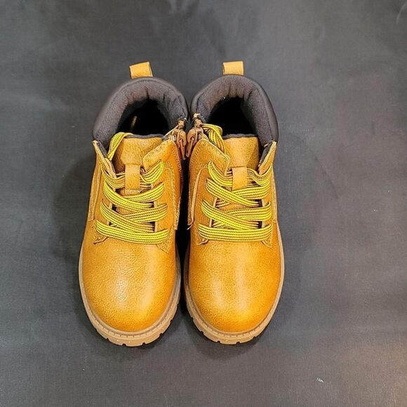 BRAND NEW CARTER BABY BOYS ROY CASUAL RUGGED HIGH TOP BOOT - Picture 3 of 16